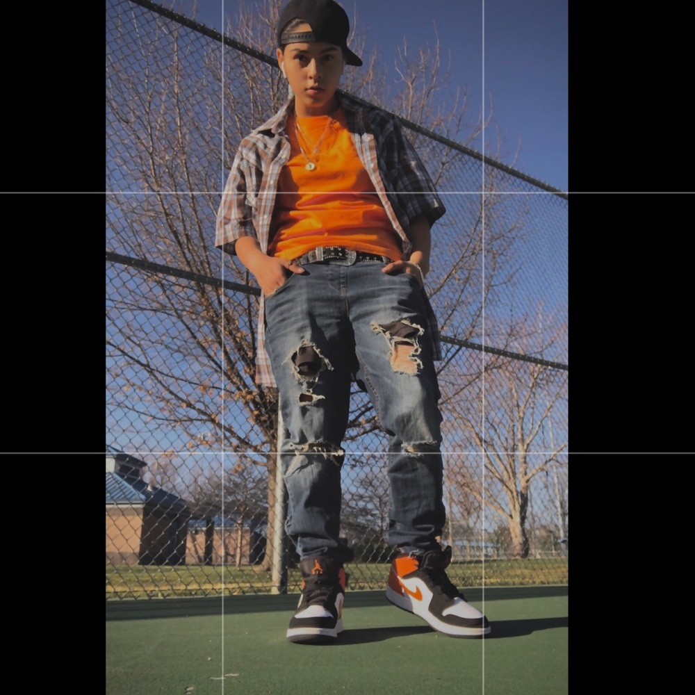 Meet your Posher, Yarely